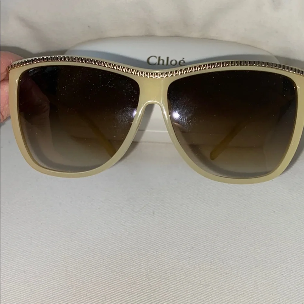 Chloe sunglasses nude